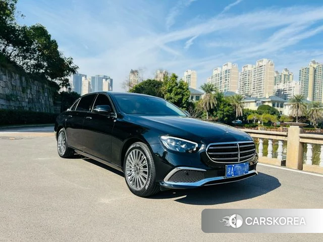 Mercedes-Benz E-Class 2023 Черный из Китая, фото 5