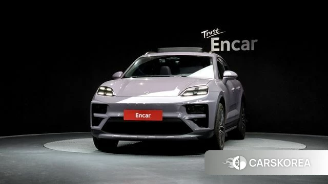 Porsche Makan EV id 3858305 из Кореи 13