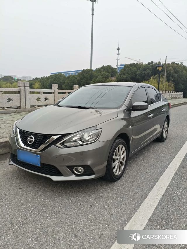 Nissan Sylphy 2023 Темно-серый из Китая, фото 6