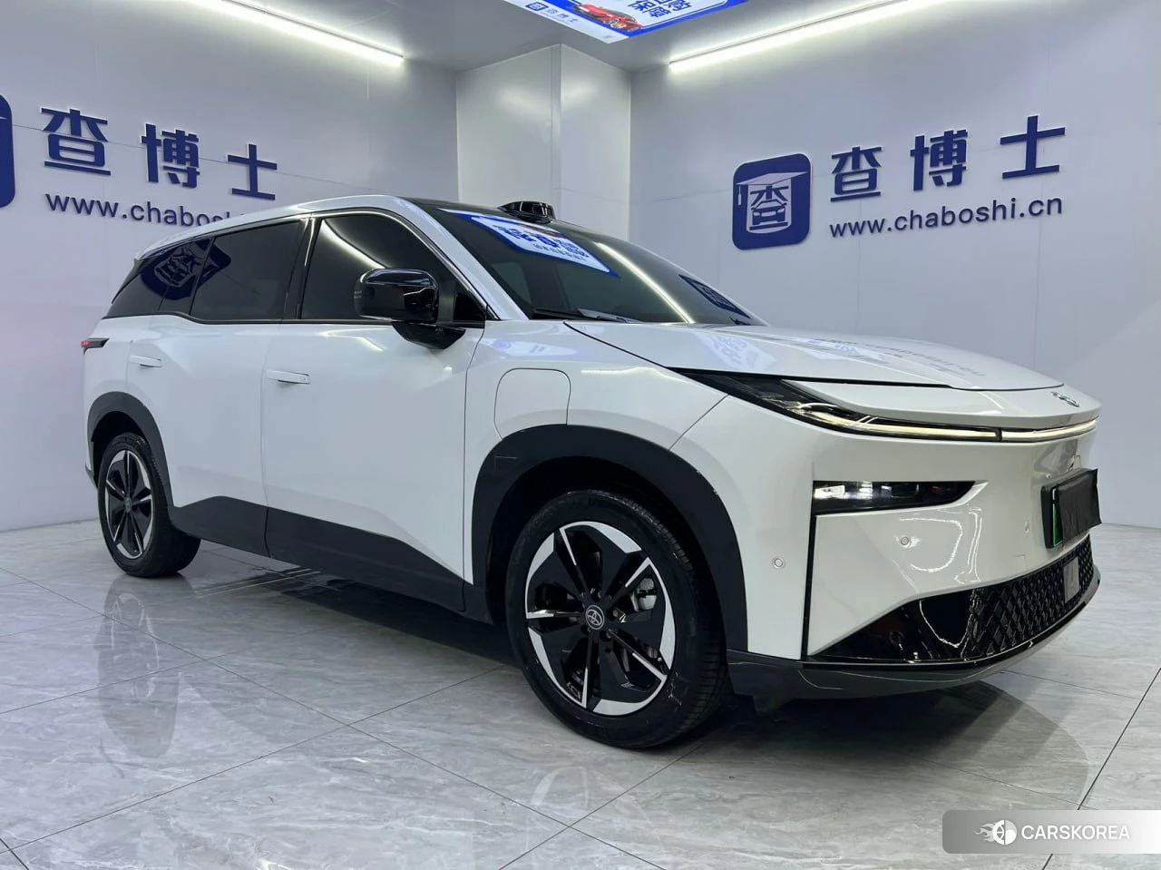 Новый Toyota bZ3X id 4984774 из Китая 8
