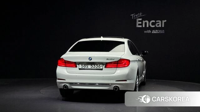 BMW 5 Series (G30) id 4988461 из Кореи 23