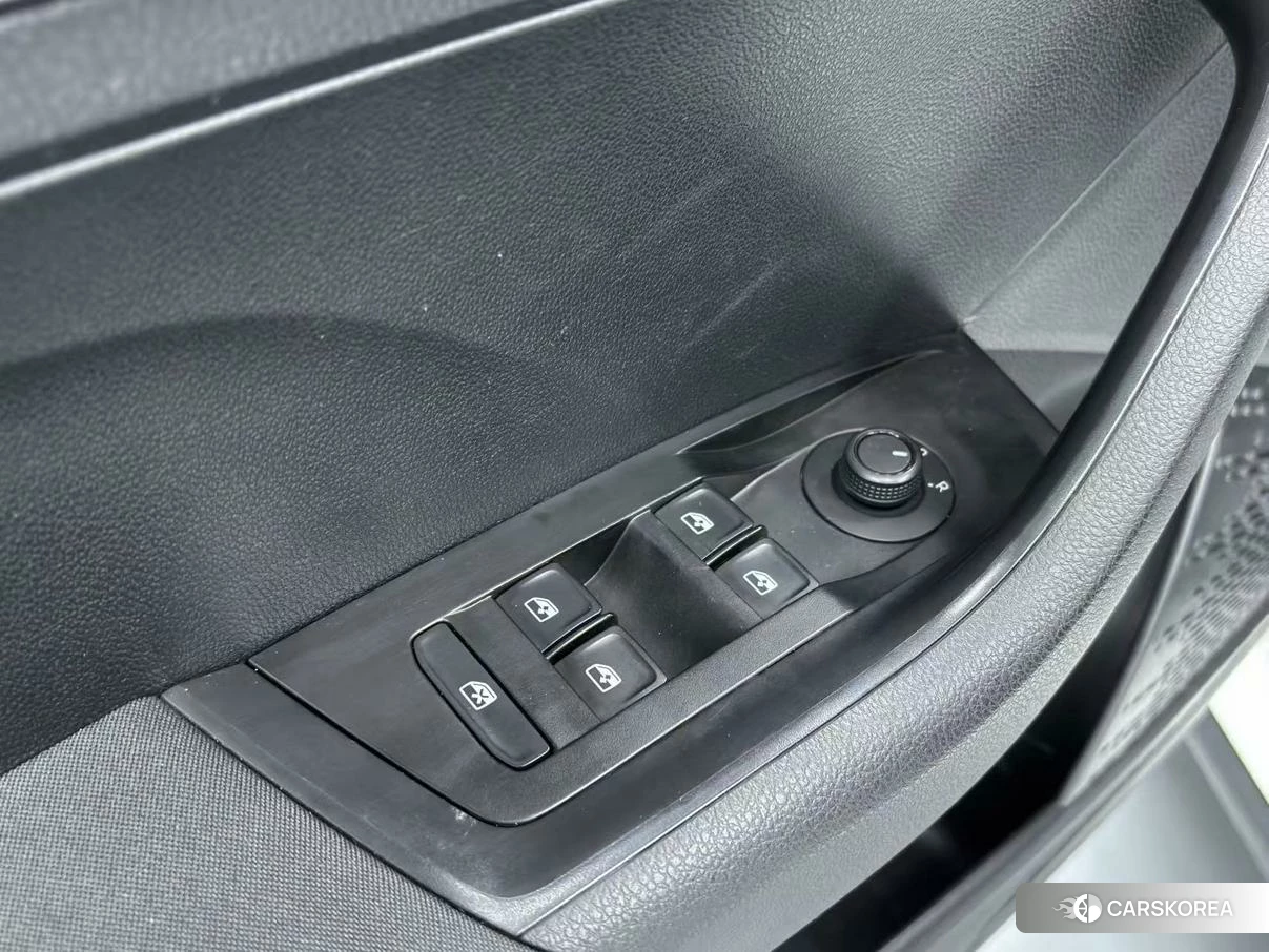 Skoda Kamiq 2020 Белый из Китая, фото 6