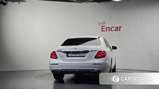 Mercedes-Benz E-Class W213 id 5013711 из Кореи 23