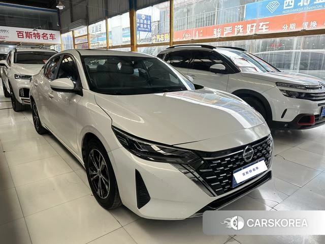 Nissan Sylphy 2024 Белый из Китая, фото 3