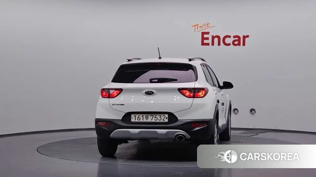 Kia Stonic id 5035105 из Кореи 23