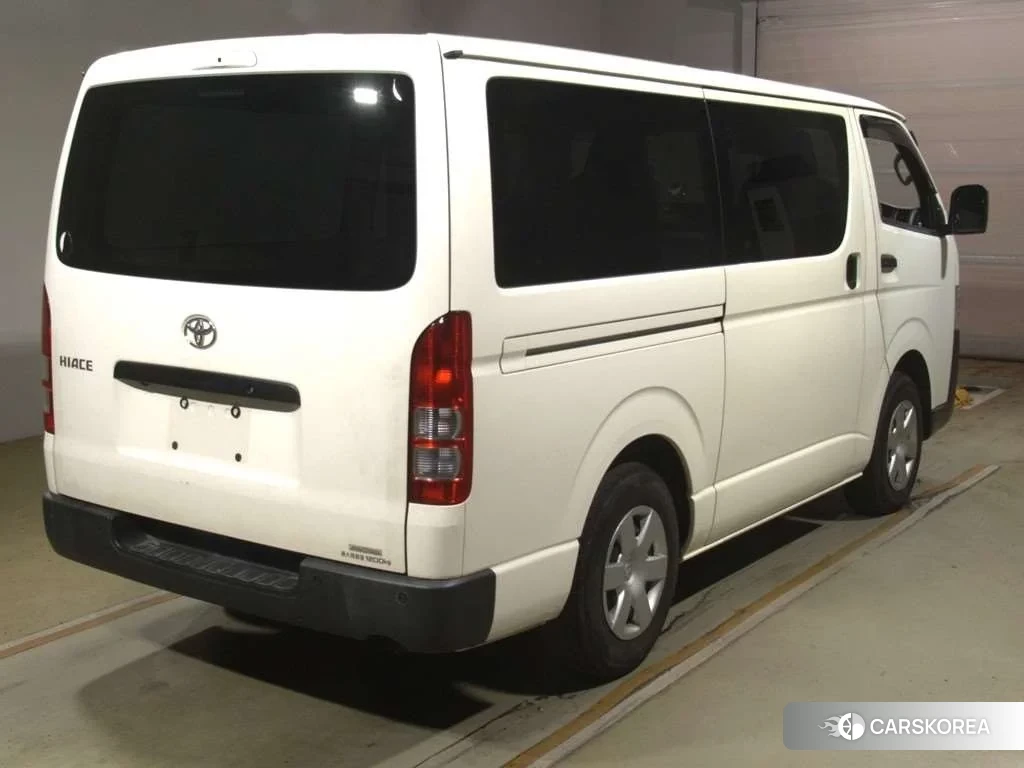 Toyota HiAce Van 2021 из Японии, фото 3