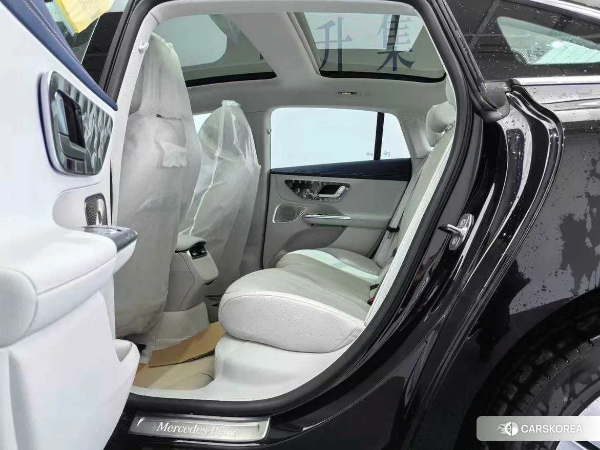 Mercedes-Benz EQE 2024 Черный из Китая, фото 3