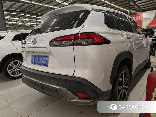 Toyota Frontlander 2023 Белый из Китая, фото 3