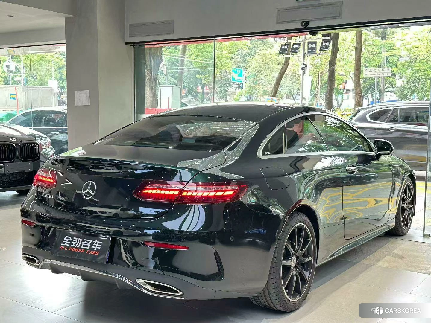 Mercedes-Benz E-Class 2022 Зеленый из Китая, фото 3