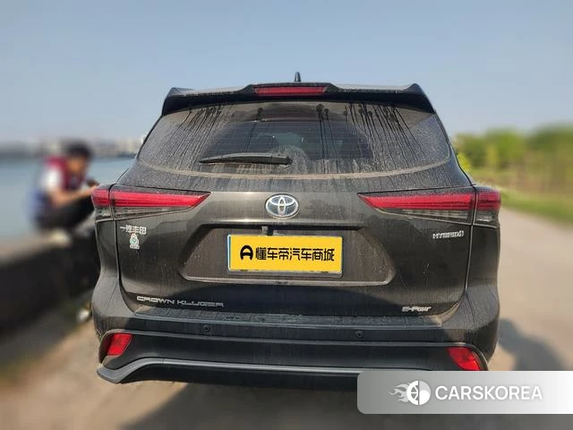 Toyota Crown 2022 Черный из Китая, фото 3