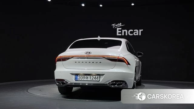 Hyundai The New Grandeur IG id 5017423 из Кореи 23