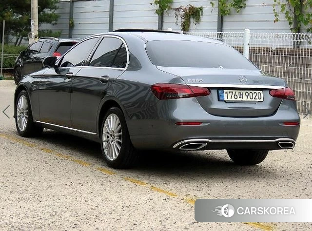 Mercedes-Benz E-Class W213 2021 Серый из Кореи, фото 3