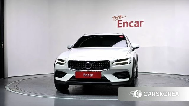 Volvo V60 Cross-Country 2nd Generation id 5046046 из Кореи 23