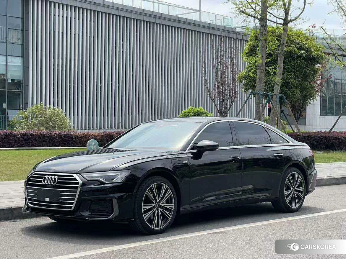 Audi A6L 2021 Черный из Китая, фото 3