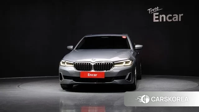 BMW 5 Series (G30) id 3518307 из Кореи 13