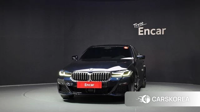 BMW 5 Series (G30) id 5027215 из Кореи 13