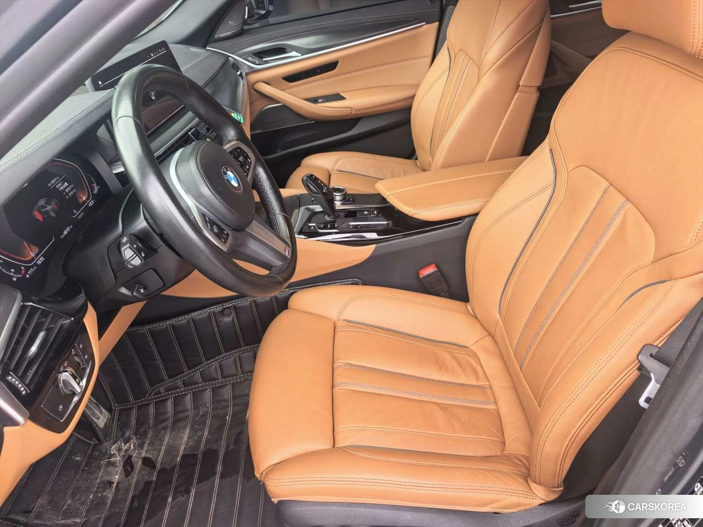 BMW 5 series 2021 Темно-серый из Китая, фото 5