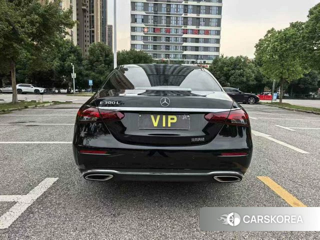 Mercedes-Benz E-Class 2022 Черный из Китая, фото 4