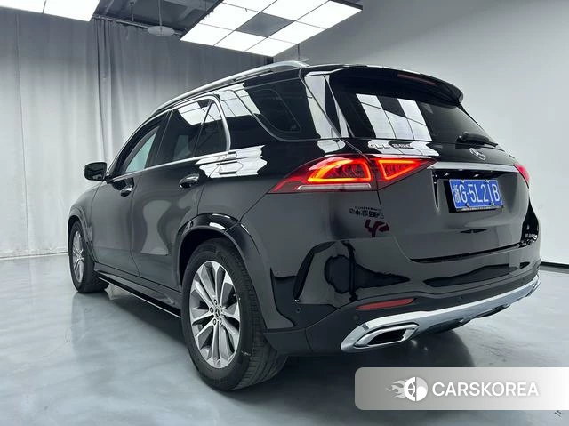 Mercedes-Benz GLE 2023 Черный из Китая, фото 5