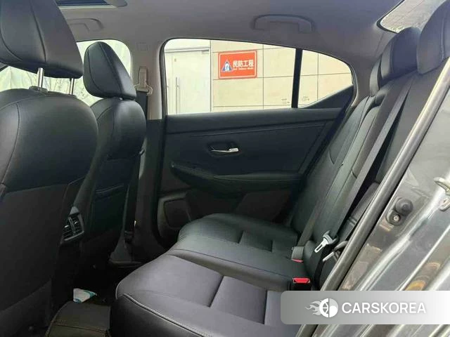 Nissan Sylphy 2021 Темно-серый из Китая, фото 3