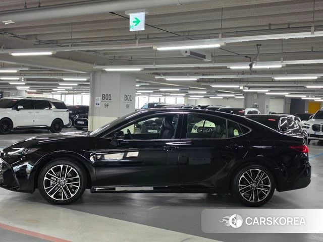Toyota Camry (XV80) 2026 Черный из Кореи, фото 5