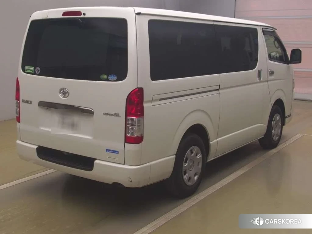 Toyota HiAce Van 2021 из Японии, фото 3