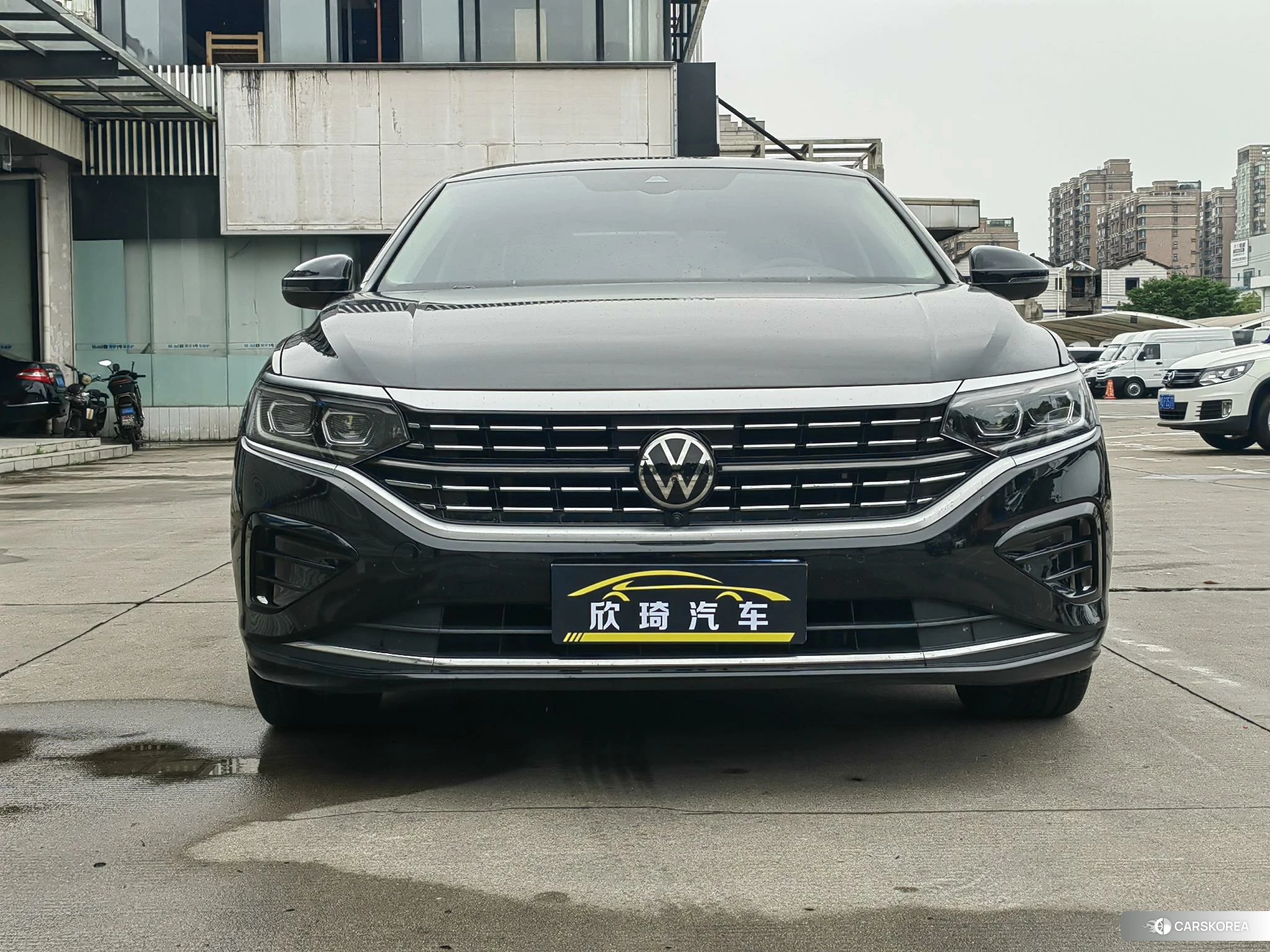 Volkswagen Passat 2024 Черный из Китая, фото 3