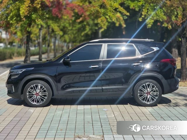 Kia Seltos id 4977603 из Кореи 11