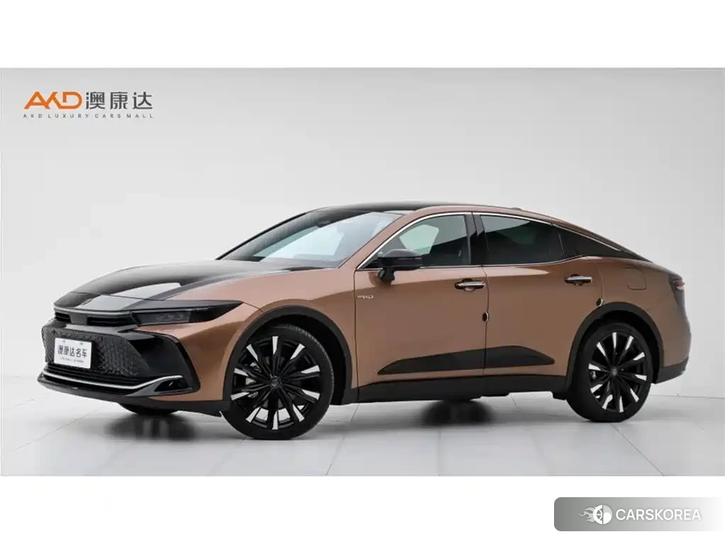 Toyota Crown 2024 Другой из Китая, фото 3
