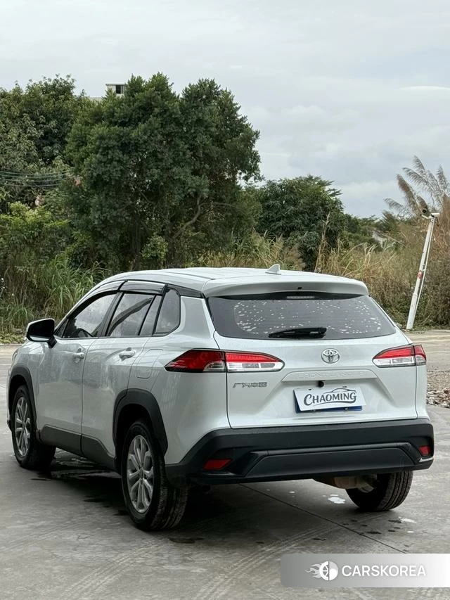 Toyota Frontlander 2022 Белый из Китая, фото 6