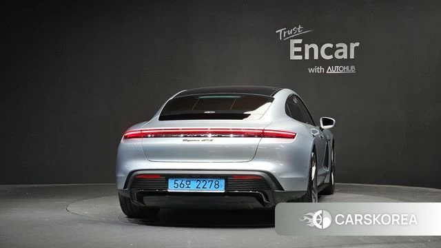 Porsche Taycan id 4739140 из Кореи 23