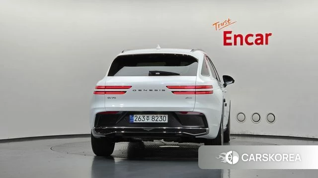 Genesis GV70 id 5026344 из Кореи 23