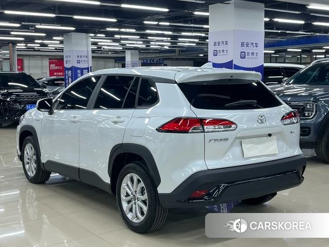 Toyota Frontlander 2025 Белый из Китая, фото 3