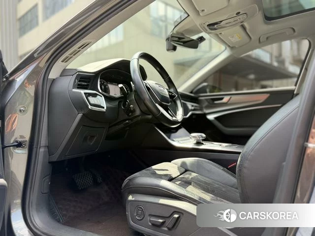 Audi A6 2021 Темно-серый из Китая, фото 3