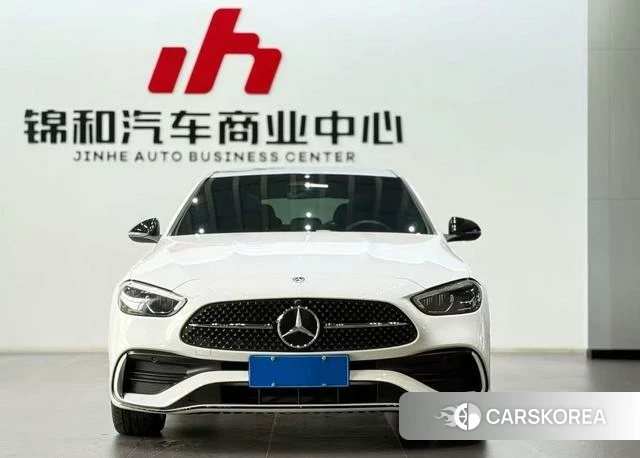 Mercedes-Benz C-class 2024 Белый из Китая, фото 3