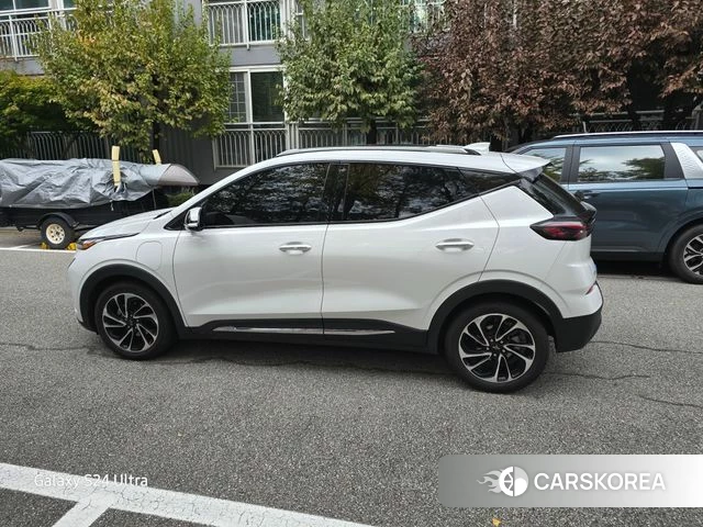 Chevrolet (GM Daewoo) Bolt EUV 2023 Белый из Кореи, фото 3