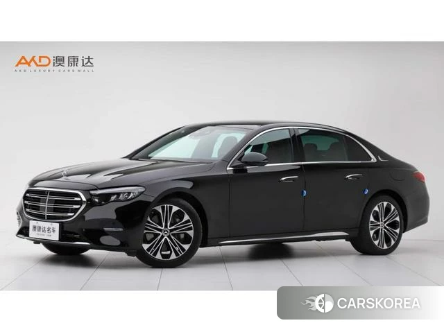 Mercedes-Benz E-Class 2025 Черный из Китая, фото 3