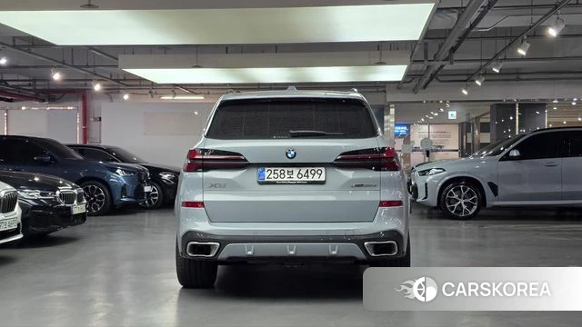 BMW X5 (G05) 2025 Небесно-голубой из Кореи, фото 3