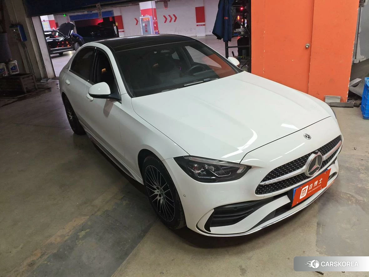 Mercedes-Benz C-class 2023 Белый из Китая, фото 4