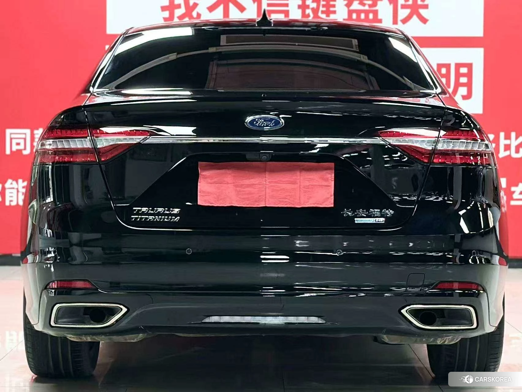 Ford Taurus 2019 Черный из Китая, фото 3
