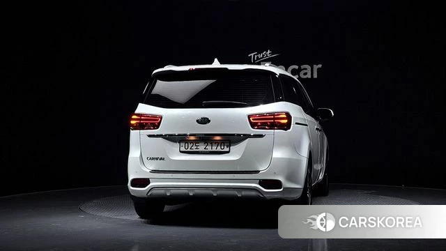 Kia The New Carnival id 4978251 из Кореи 23