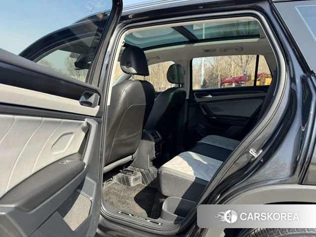 Volkswagen Tayron 2024 Черный из Китая, фото 3