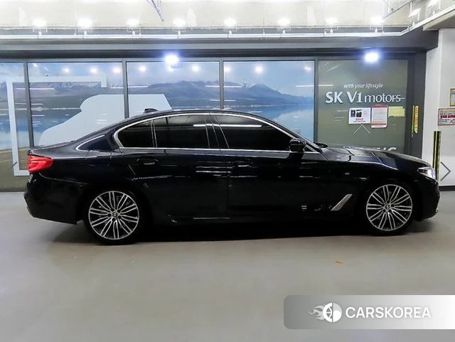 BMW 5 Series (G30) id 5041652 из Кореи 13