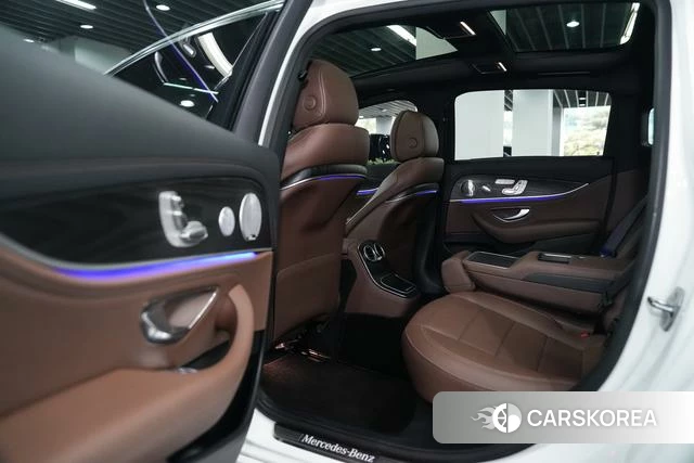 Mercedes-Benz E-Class 2021 Белый из Китая, фото 5