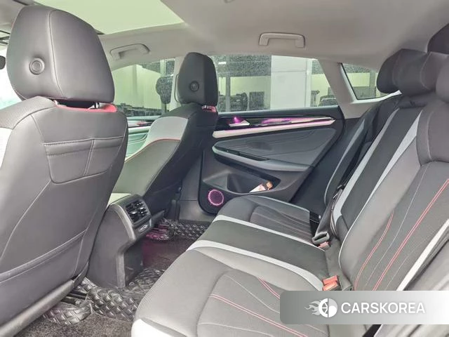 Volkswagen Lamando 2024 Темно-серый из Китая, фото 3