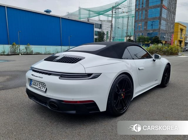 Porsche 911(992) id 5002186 из Кореи 13