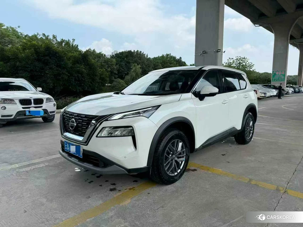 Nissan X-Trail 2021 Белый из Китая, фото 3