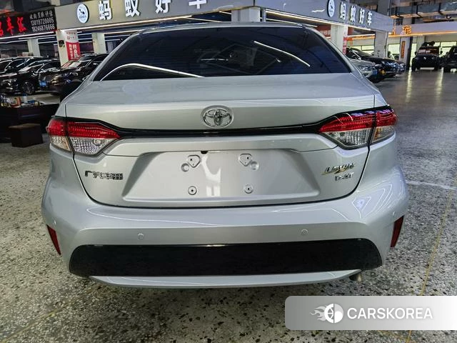 Toyota Levin 2021 Серебристо-серый из Китая, фото 3