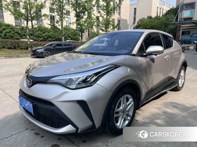 Toyota C-HR 2022 Серебристо-серый из Китая, фото 3