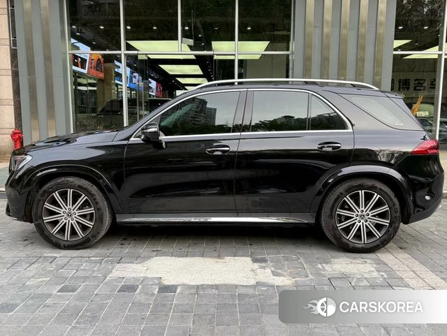 Mercedes-Benz GLE 2025 Черный из Китая, фото 4